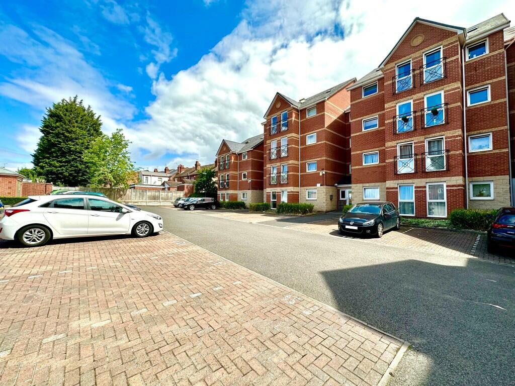 Main image of property: Swan Lane, Coventry, West Midlands, CV2