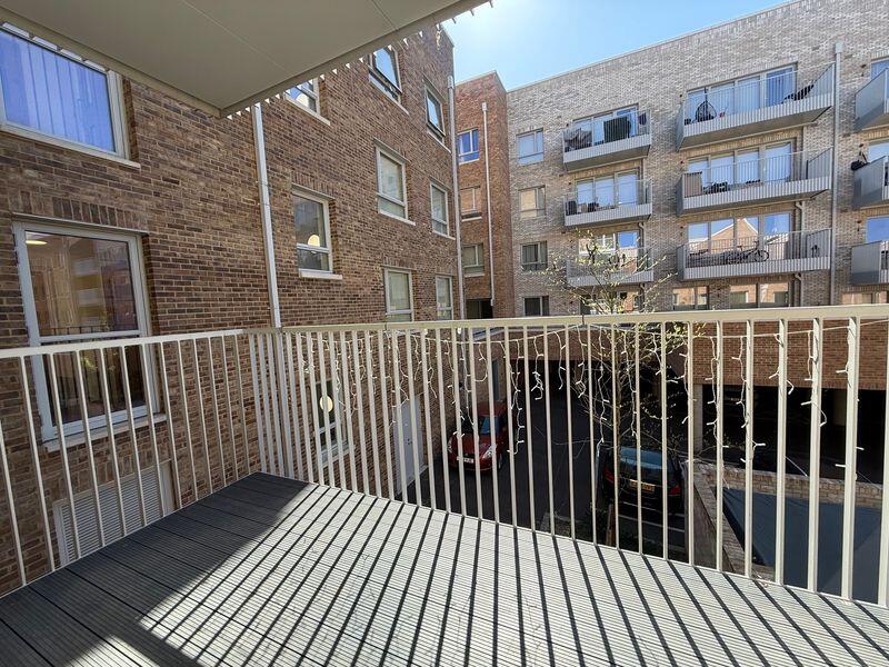 Apartment in London - View 5