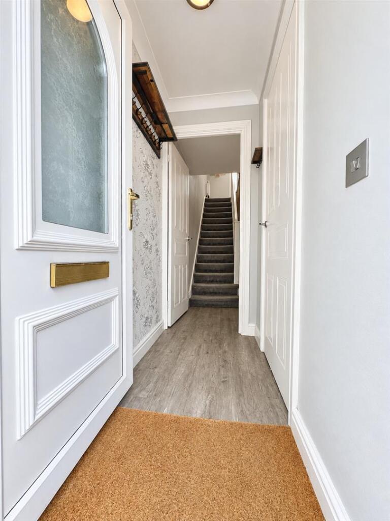 House in Portsmouth - View 4