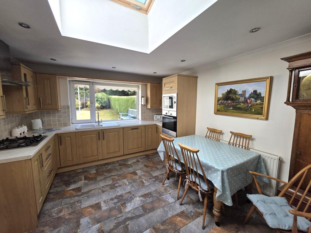 House in Baglan, Neath Port Talbot - View 4
