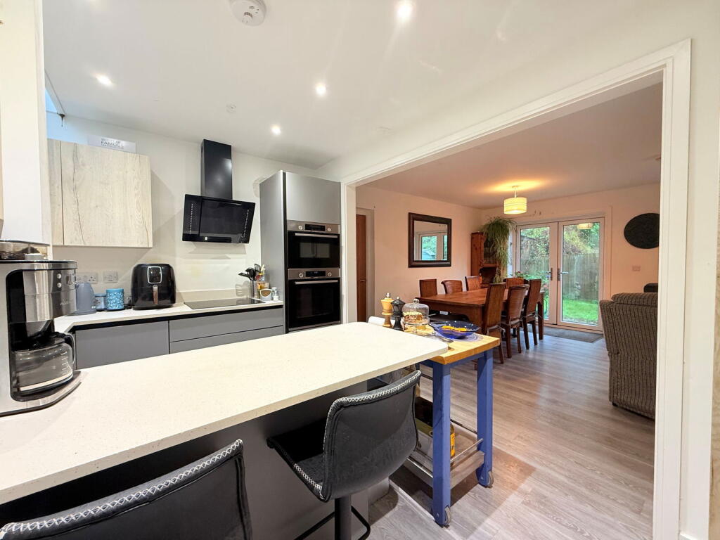 Penmere Drive, Falmouth image 2