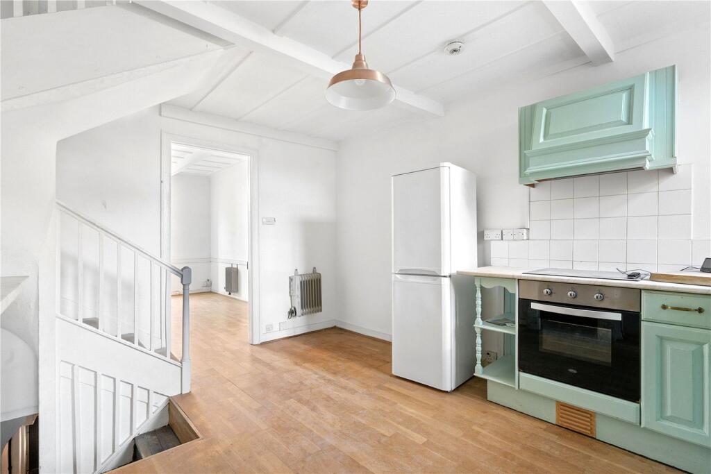 Apartment in Richmond, Petersham - View 4