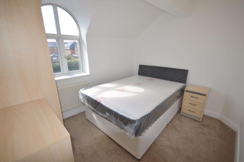 Apartment in Widnes, Upton - More