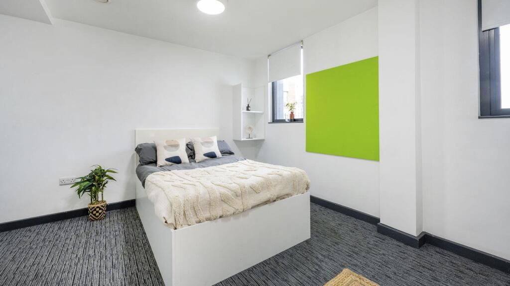 Apartment in Liverpool - View 4