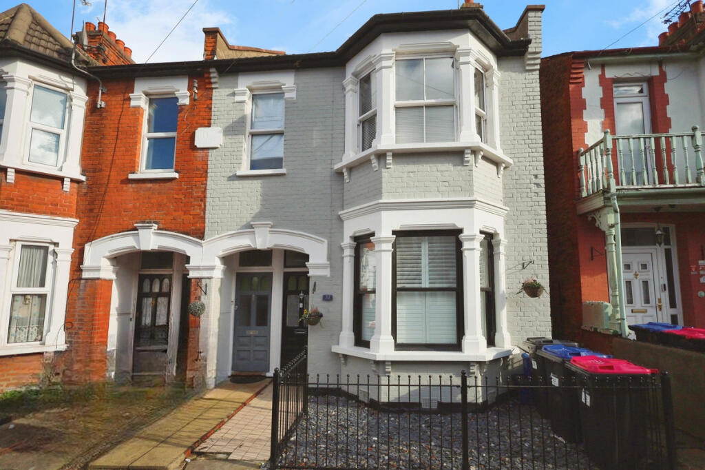 Main image of property: Hildaville Drive, Westcliff-on-sea, SS0