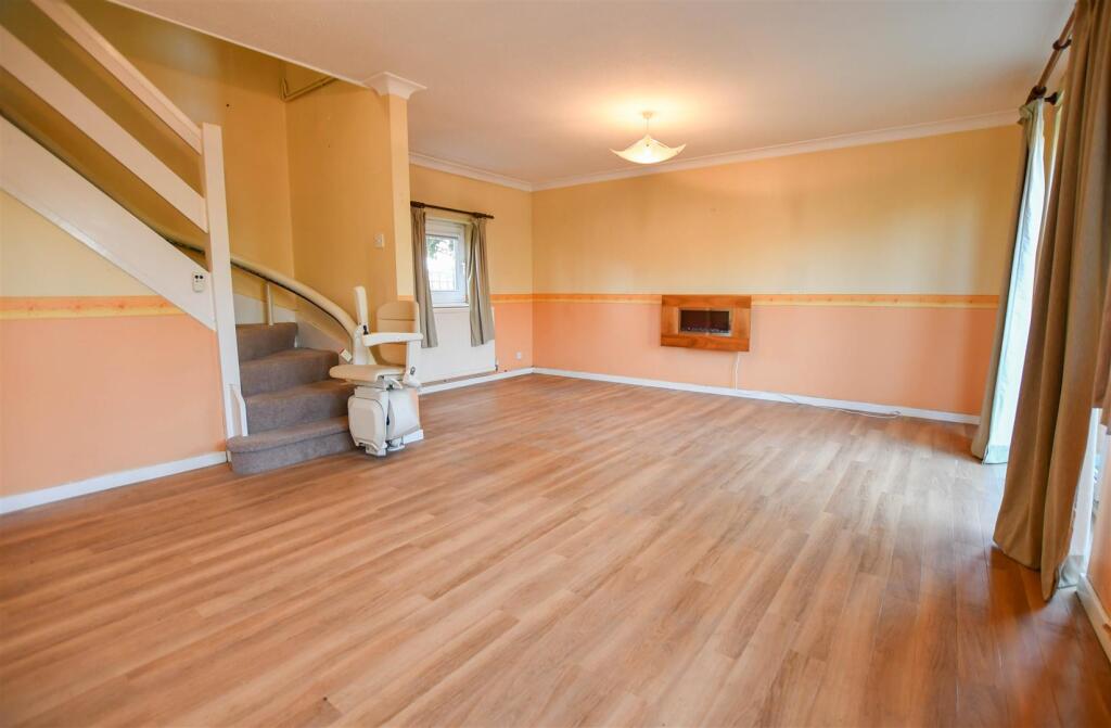 House in West Suffolk, Studlands Park, Newmarket - View 5