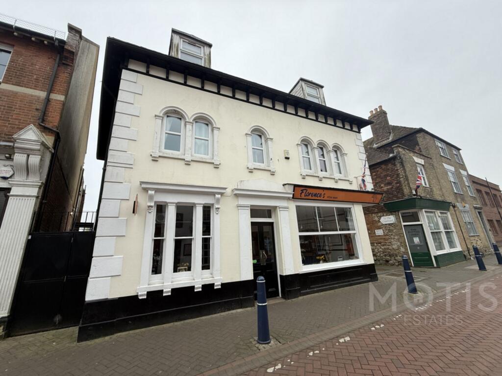 Main image of property: High Street, Hythe, CT21