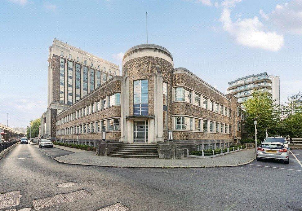 Main image of property: G05 Wallis House, Great West Road, Brentford, Middlesex, TW8 0HD