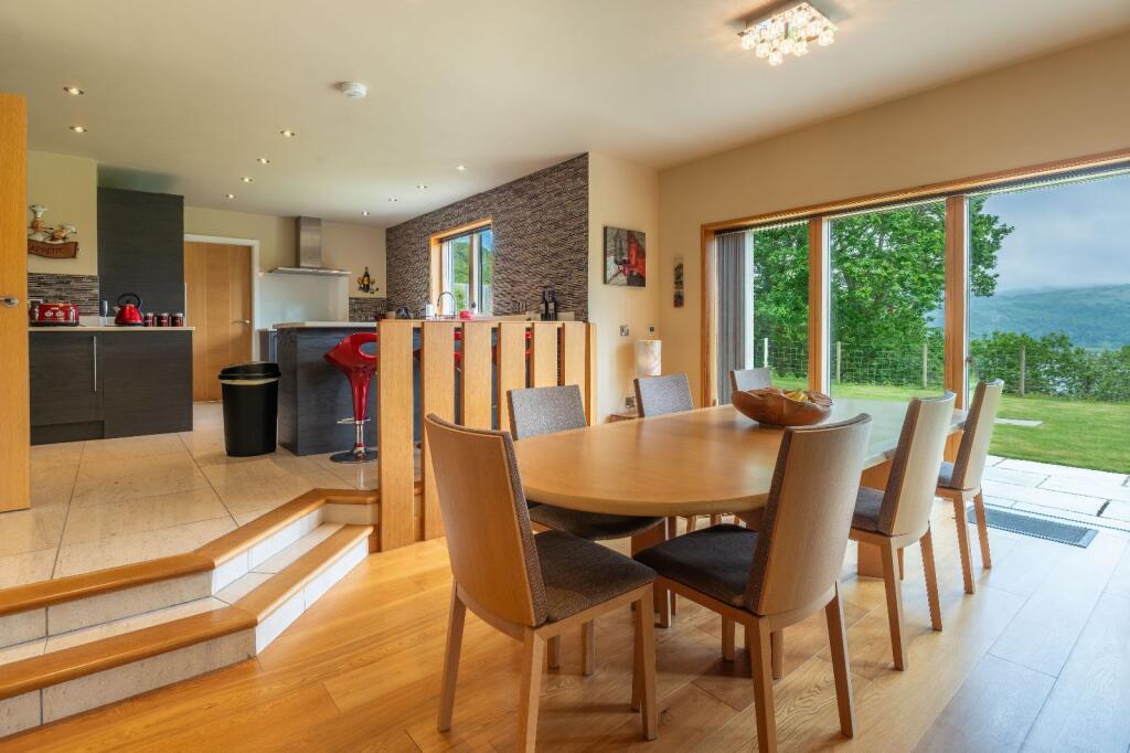Arwelfa, 22 Swn Y Dail, Barmouth, LL42 1DT photo 3
