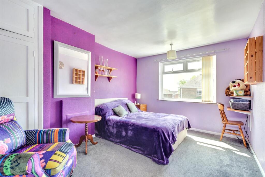 House in Nottingham, Arnold - View 5