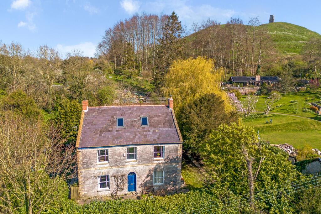 Main image of property: Tor Court, Glastonbury