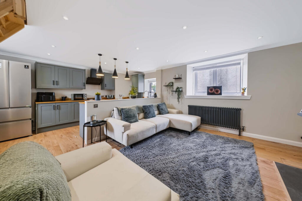 House in Dundee - View 5