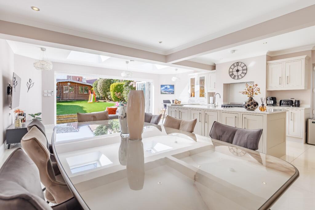 House in London - View 4