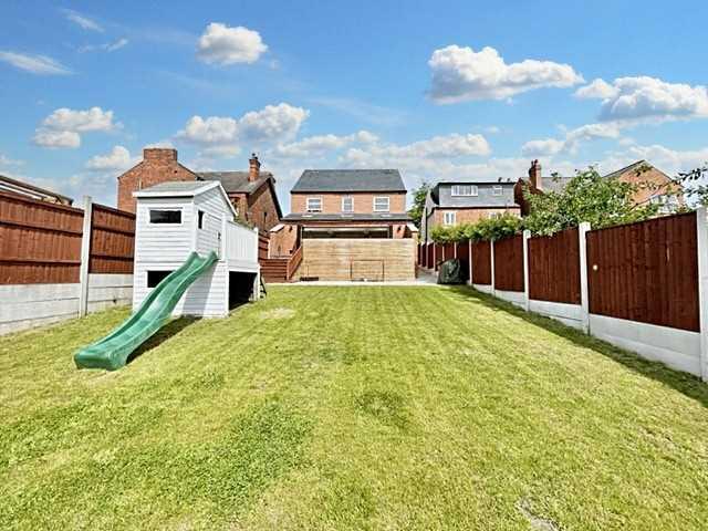House in Ashfield, Selston - View 2