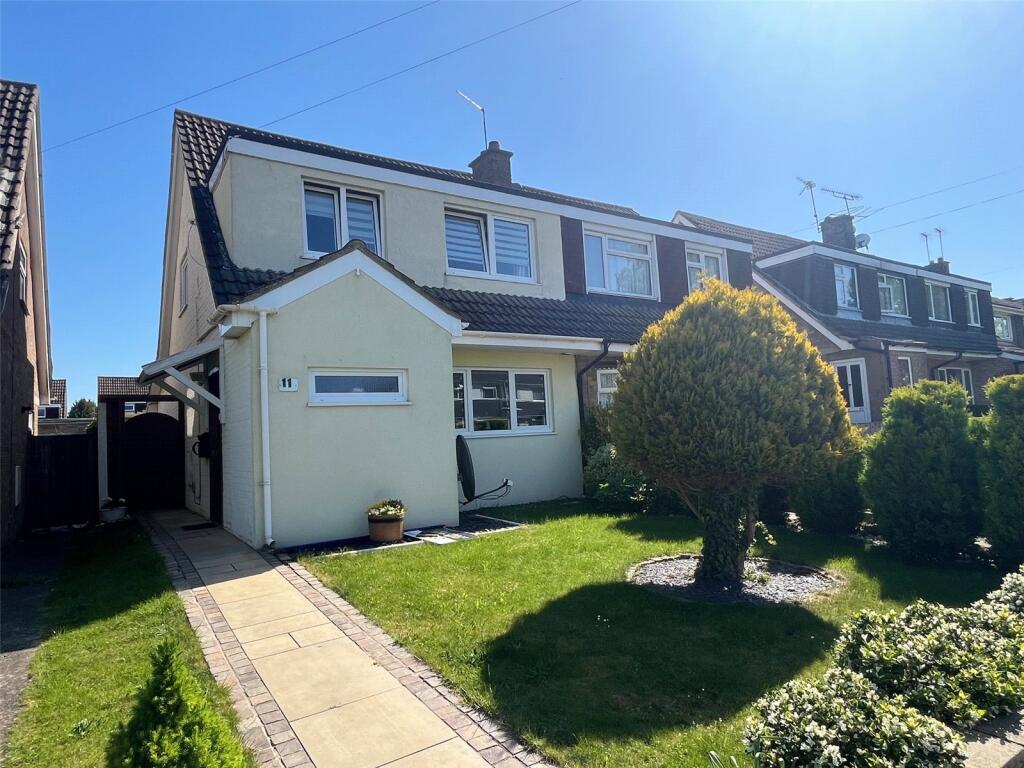 Main image of property: Admirals Way, DAVENTRY, Northamptonshire, NN11