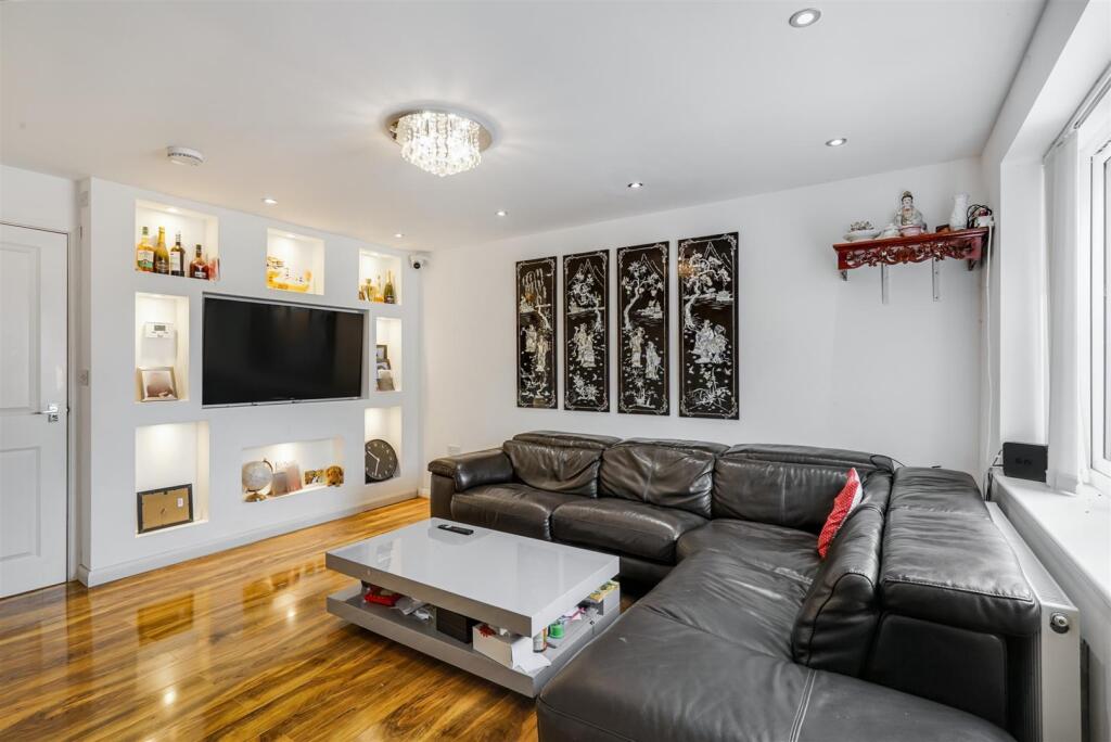 Barton Road, Long Eaton - View 2