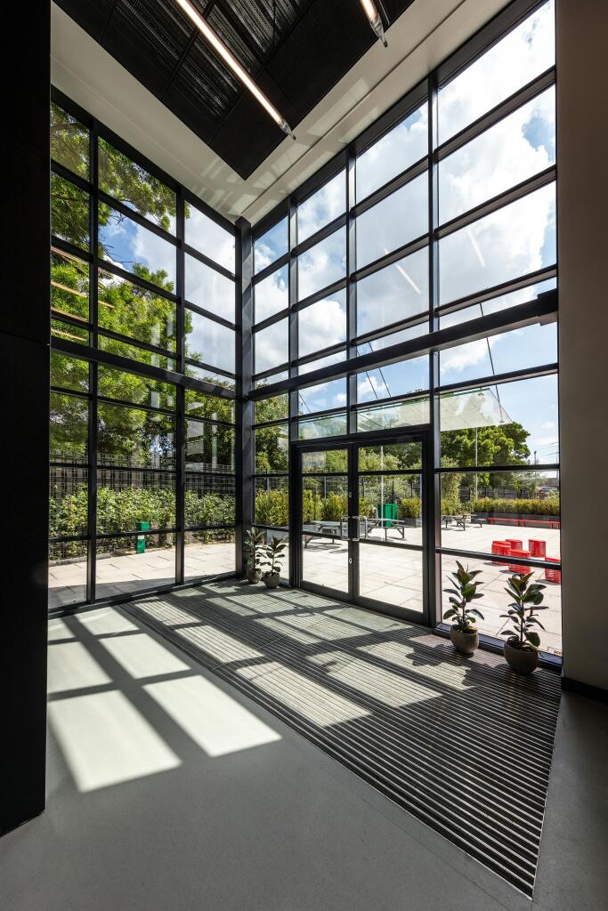 2025  SEGRO Centre Dagenham  229131.jpg