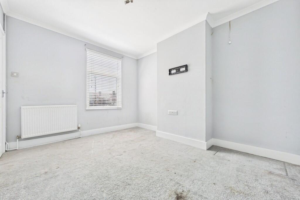 House in Folkestone, Cheriton - View 6