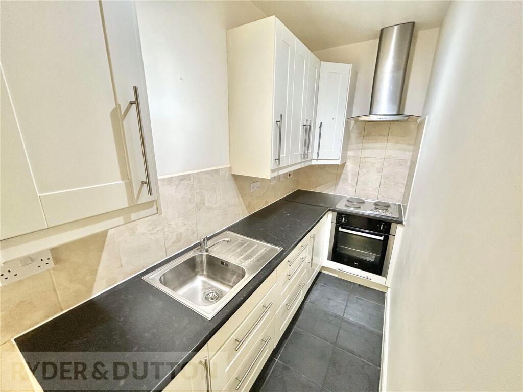 Apartment in Oldham, Cowhill, Chadderton - View 5