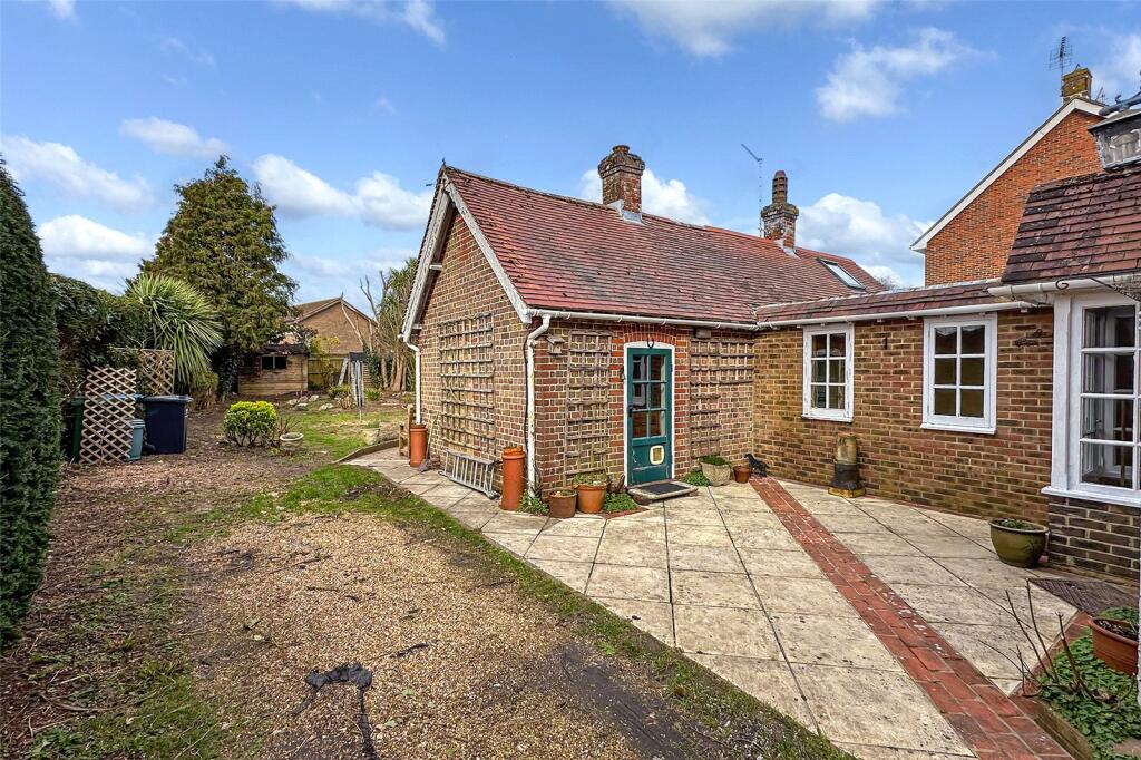 Station Road, Rustington, Littlehampton, West Sussex photo 4