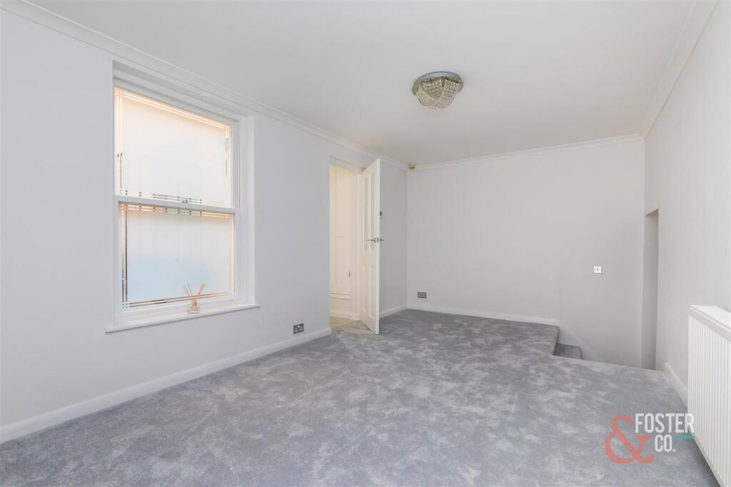 Brunswick Terrace, Hove photo 5