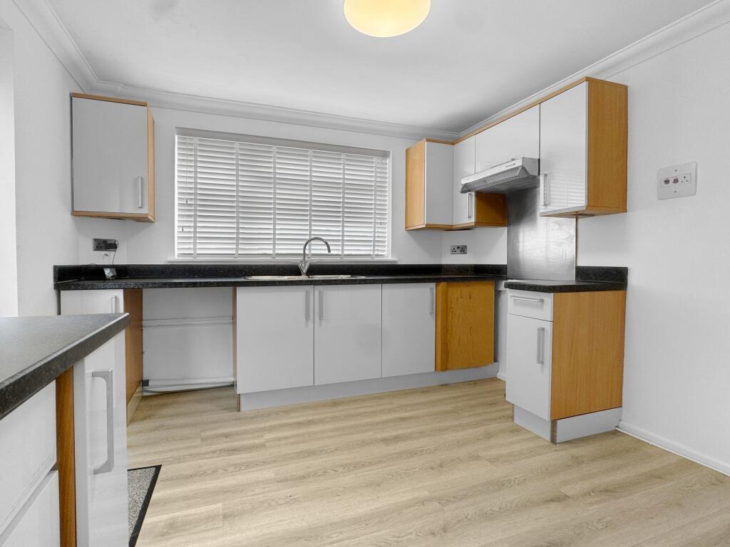 House in Ipswich - View 4