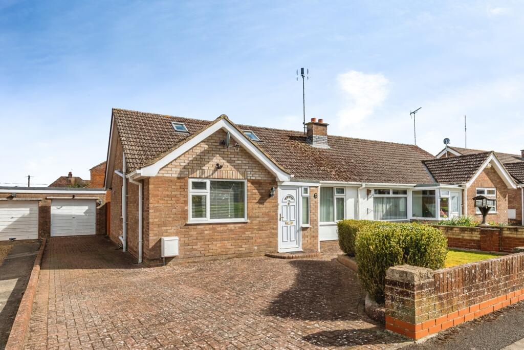 Main image of property: Canney Close, Chiseldon, Swindon, Wiltshire, SN4