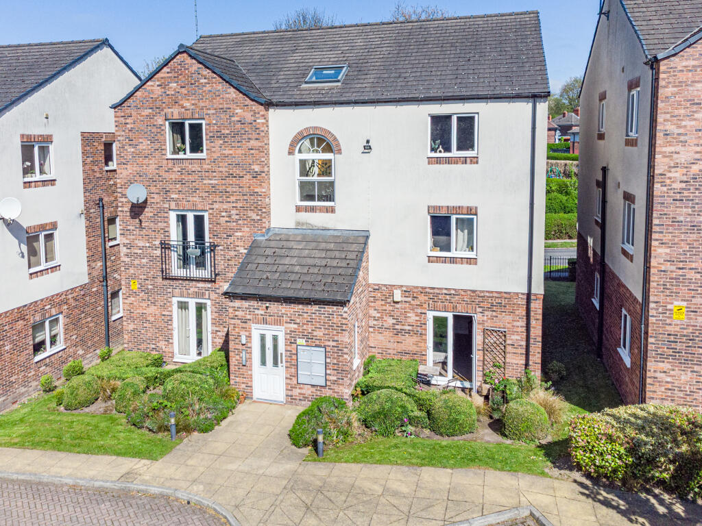 Main image of property: Potternewton Mount, Leeds, LS7