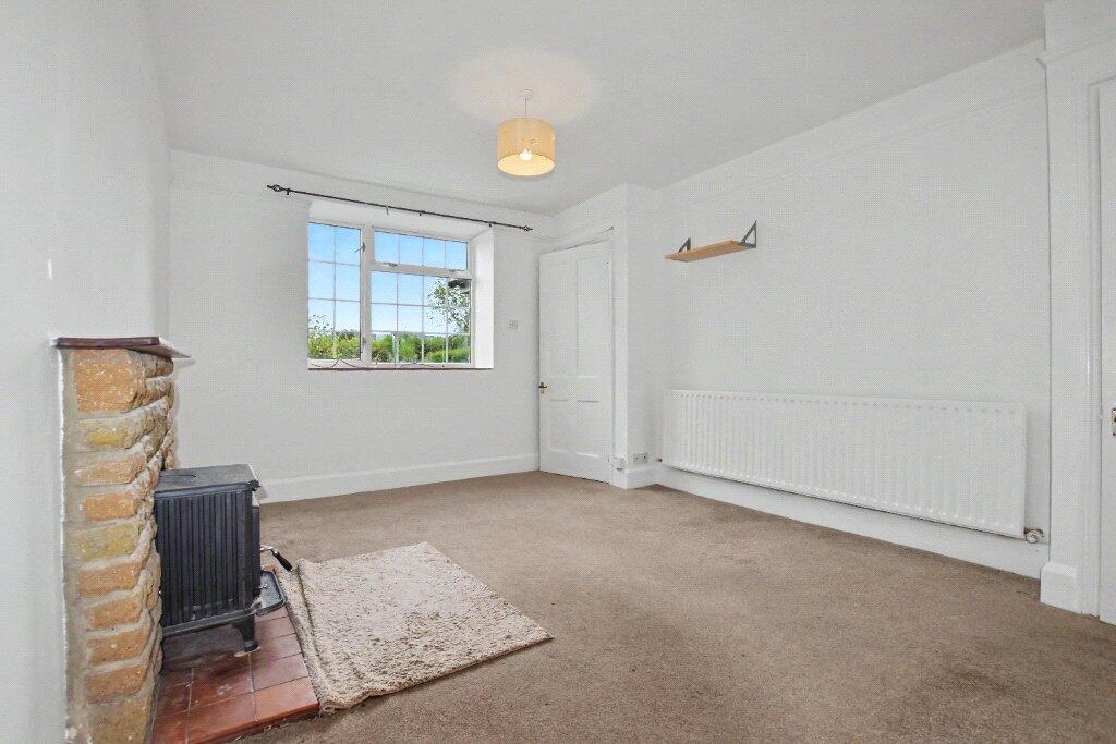 House in Taunton - View 5