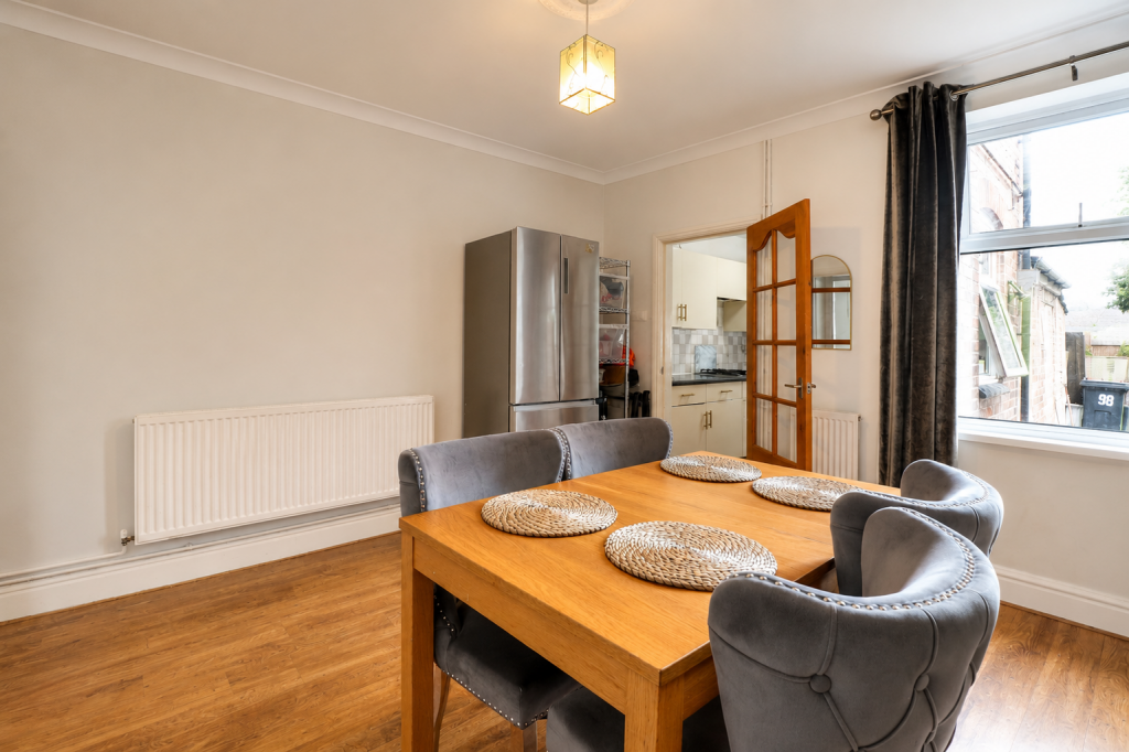 House in North West Leicestershire, Hugglescote and Donington le Heath - More