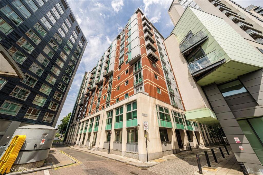 Main image of property: Salamanca Place, London