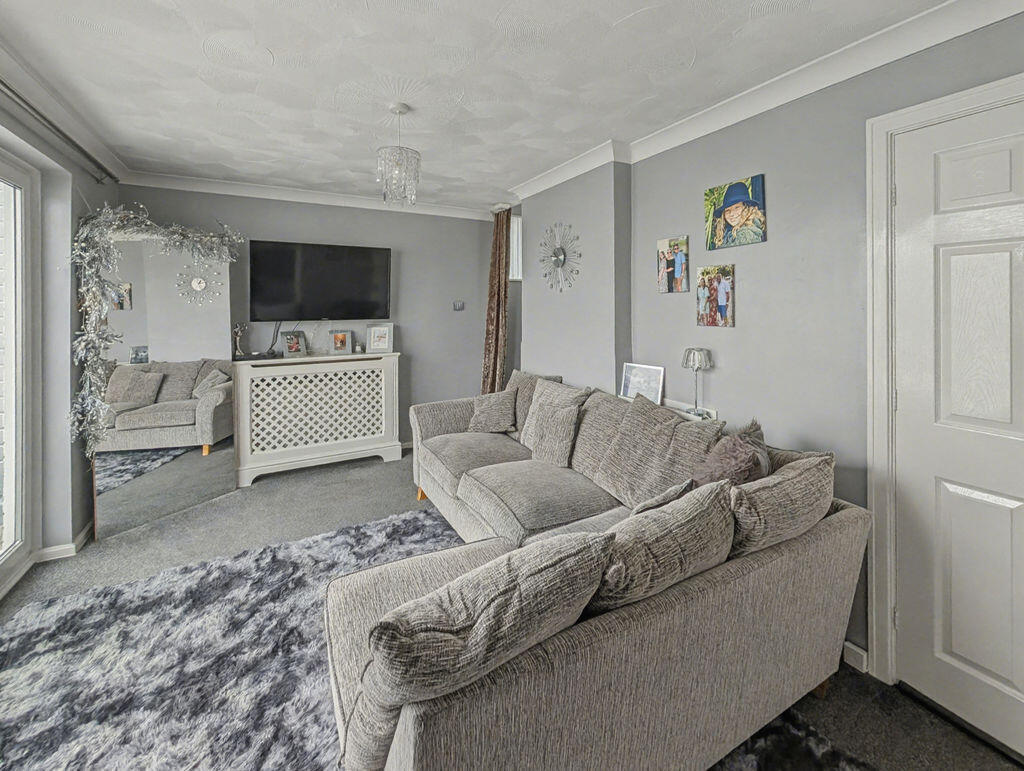 The Orchard, Bicton Heath, Shrewsbury, SY3 5AW photo 2