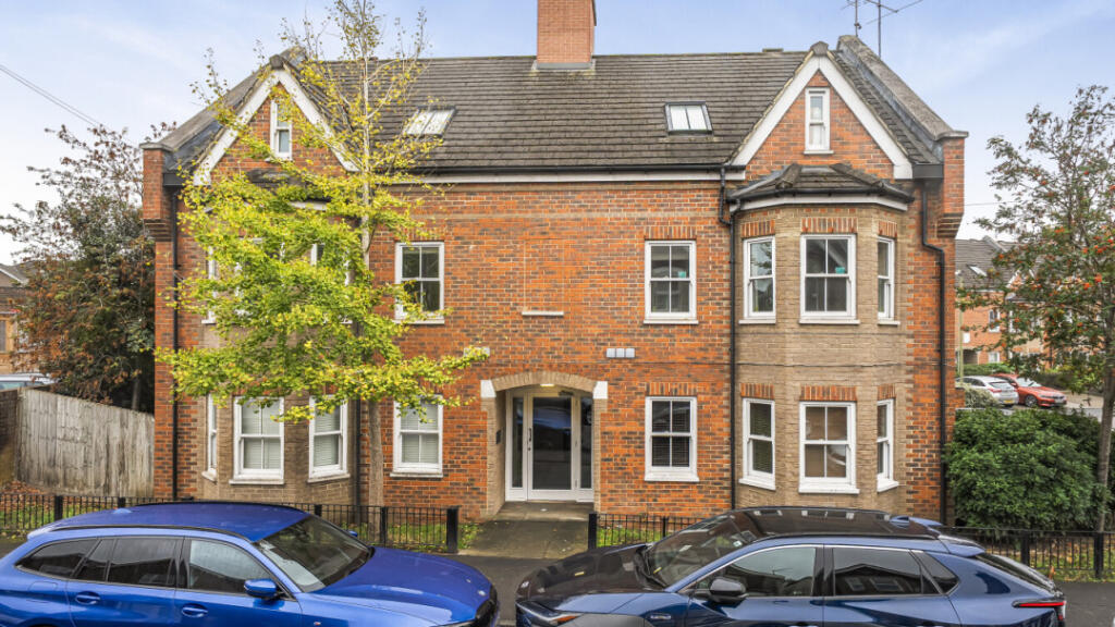Apartment in Guildford