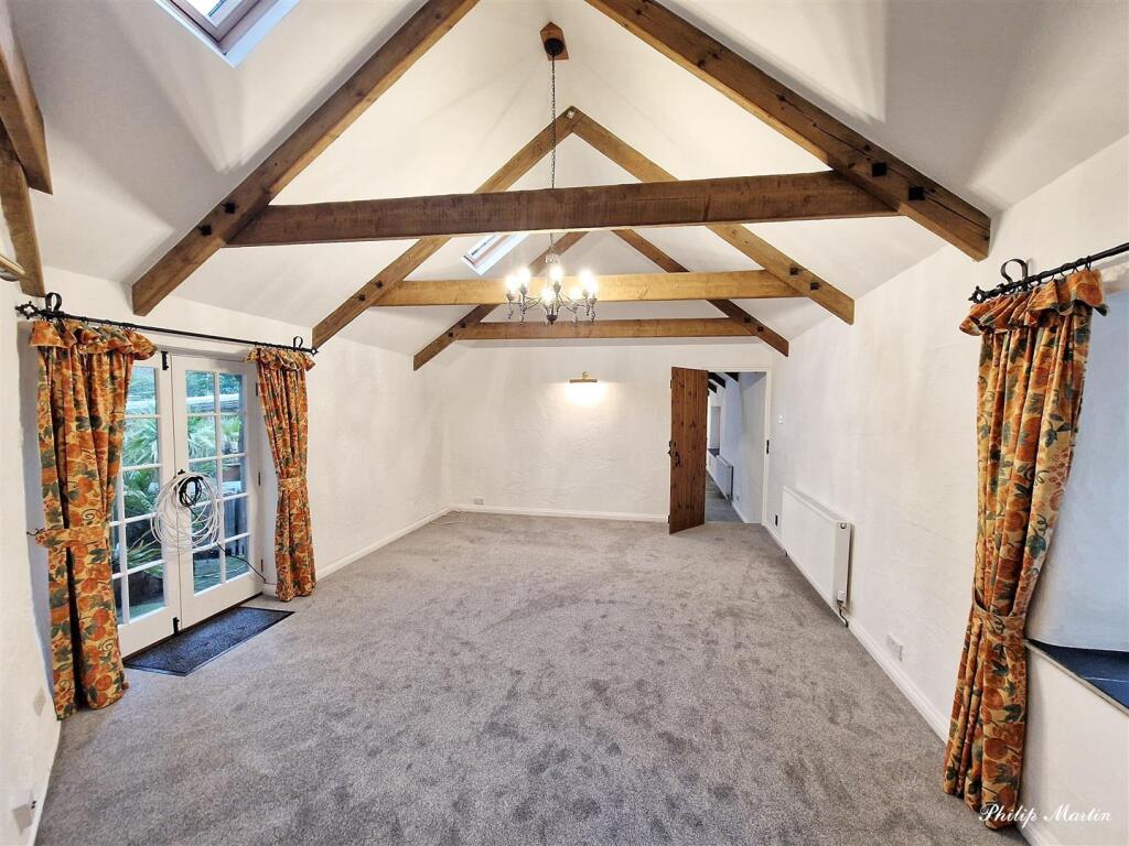 House in Truro - View 5