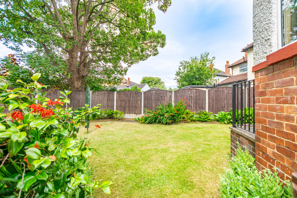 Falkland Gardens, Moortown, LS17 photo 2