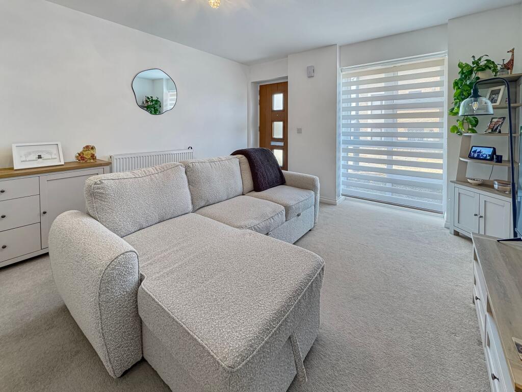 Apartment in East Cowes, Isle of Wight - View 5