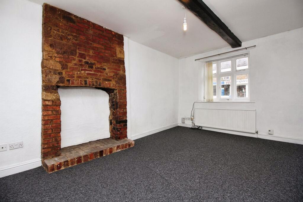 House in Northampton - View 2