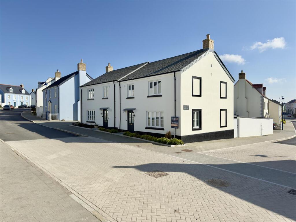 Main image of property: Stret Kosti Veur Wartha, Nansledan, Newquay