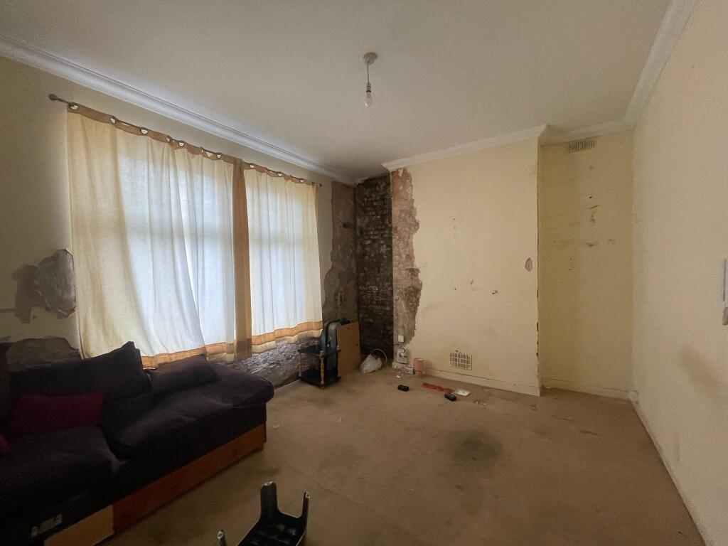 17 Victoria Avenue, Maindee, Newport, South Wales NP19 8GF photo 2