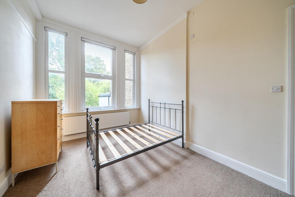 Apartment in London - More