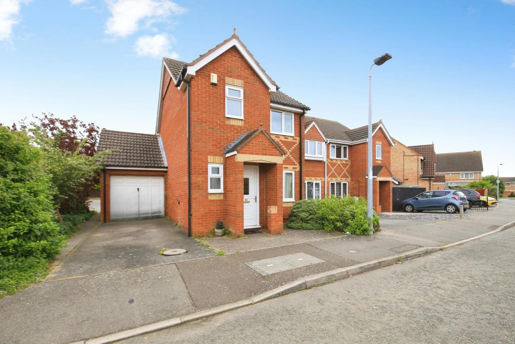 Main image of property: Portchester Close, Peterborough, Cambridgeshire, PE2 8UP