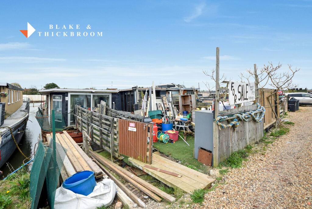 Main image of property: Maran House Boat, St Osyth Boat Yard