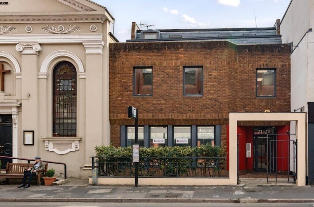 Main image of property: Prince Leopold House, 71-73 Victoria Street, Windsor, SL4 1EH