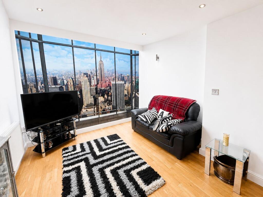 Apartment in Bradford, Clayton - View 3