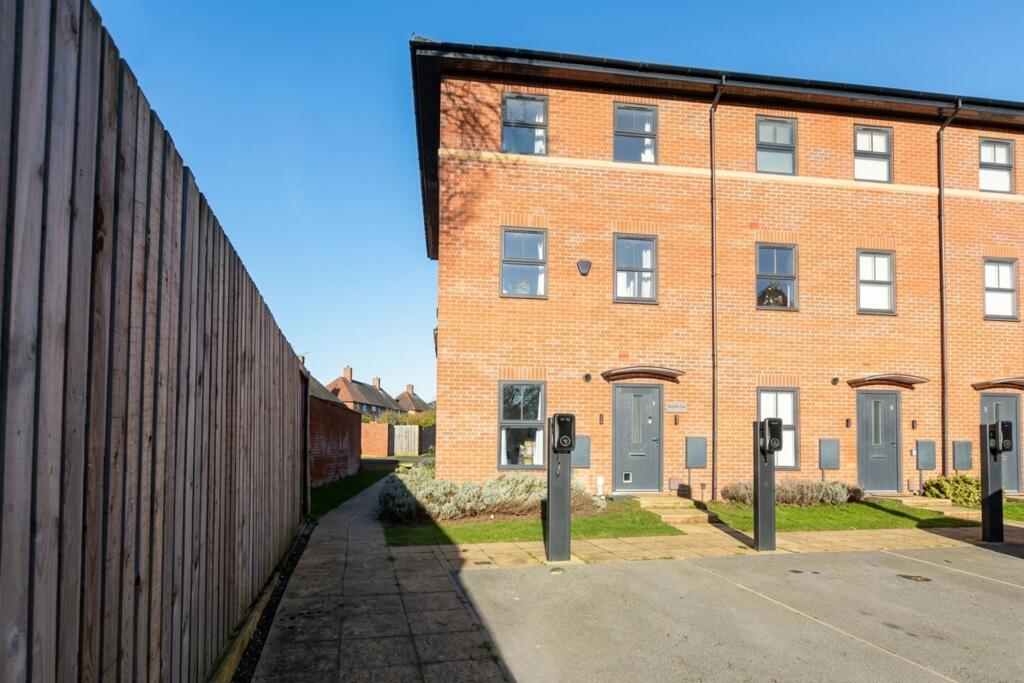 Main image of property: Dallington Street, Nottingham, NG8