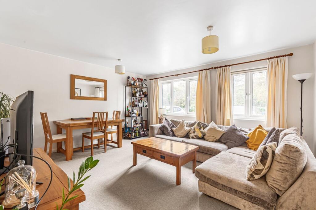 Main image of property: Barnfield Close, London, SW17