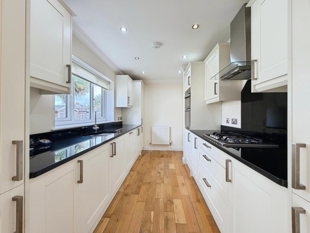 House in Tonbridge - View 4