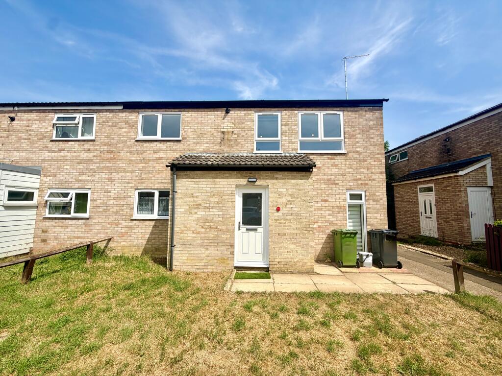 Main image of property: Eyrescroft, Bretton, Peterborough, PE3 8EX