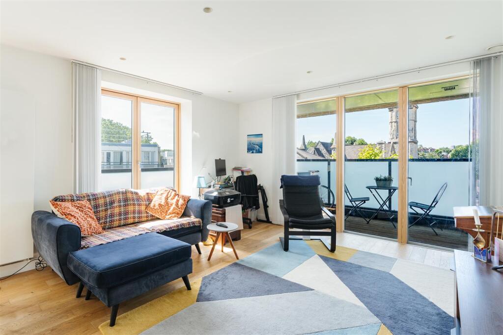 Apartment in London - View 4