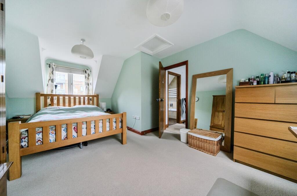 House in London, Blackheath Royal Standard, Kidbrooke - View 3